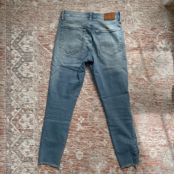 LAST CHANCE - Lucky Brand Ankle Jeans - Picture 3 of 9